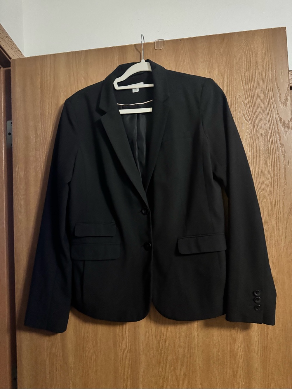 Gap Womens Stretch Size 8 Black Blazer Jacket
Great used condition.